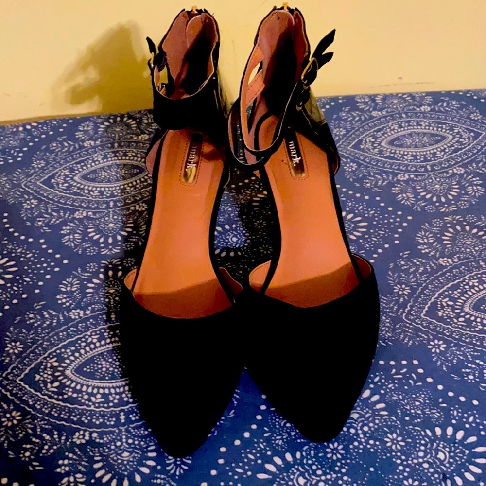 Little black shoes